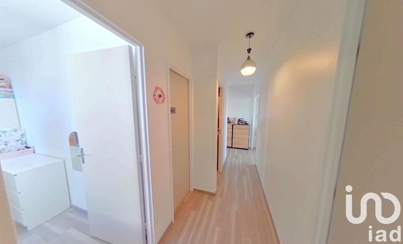 Appartement - 80 m² - 4 pièces