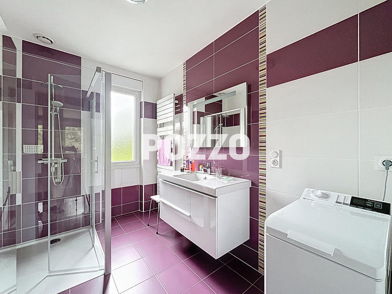 Maison - 169 m² - 6 pièces