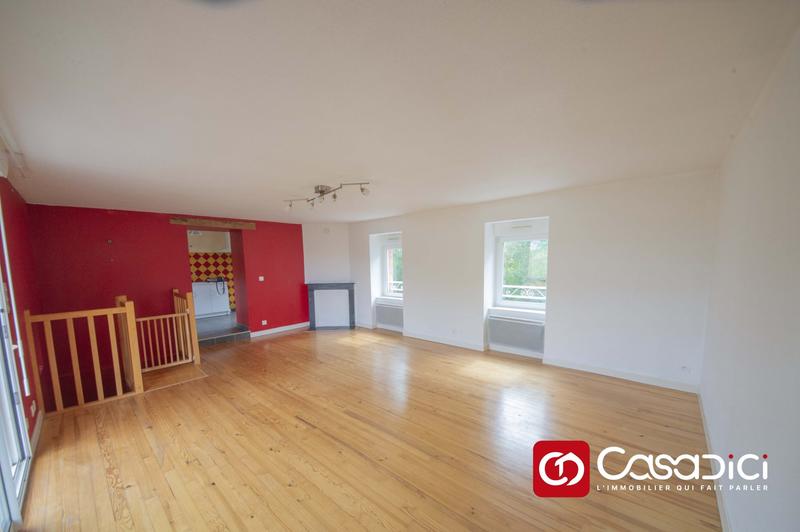 Maison - 96 m² - 5 pièces