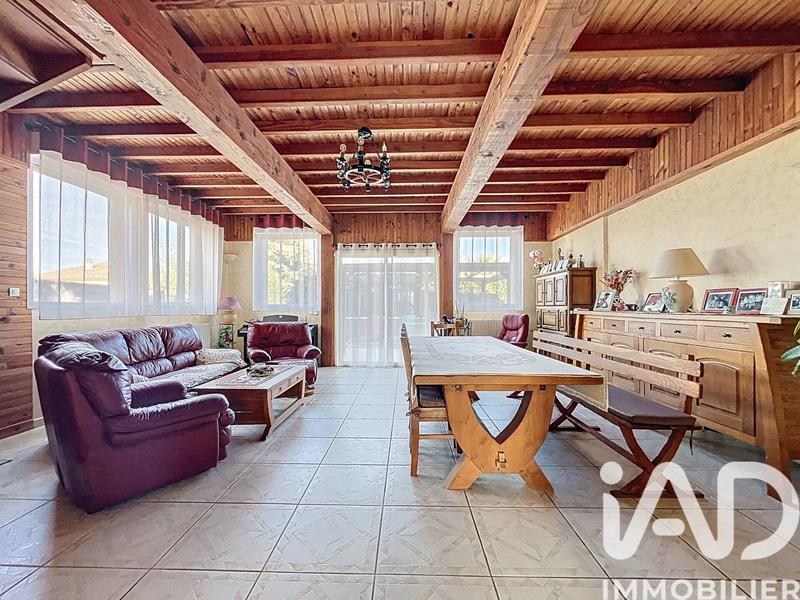 Maison - 174 m² - 10 pièces