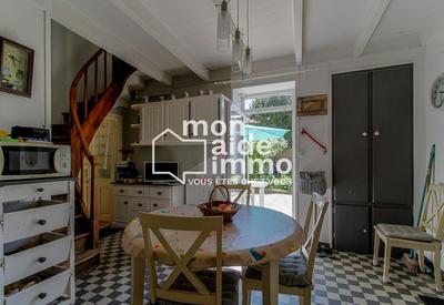 Maison traditionnelle - 135 m² - 5 pièces