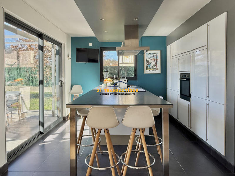 Villa - 160 m² - 5 pièces