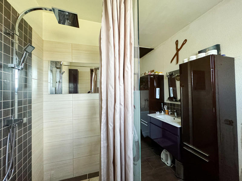 Maison - 175 m² - 5 pièces