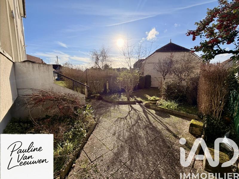 Maison de ville - 69 m² - 4 pièces