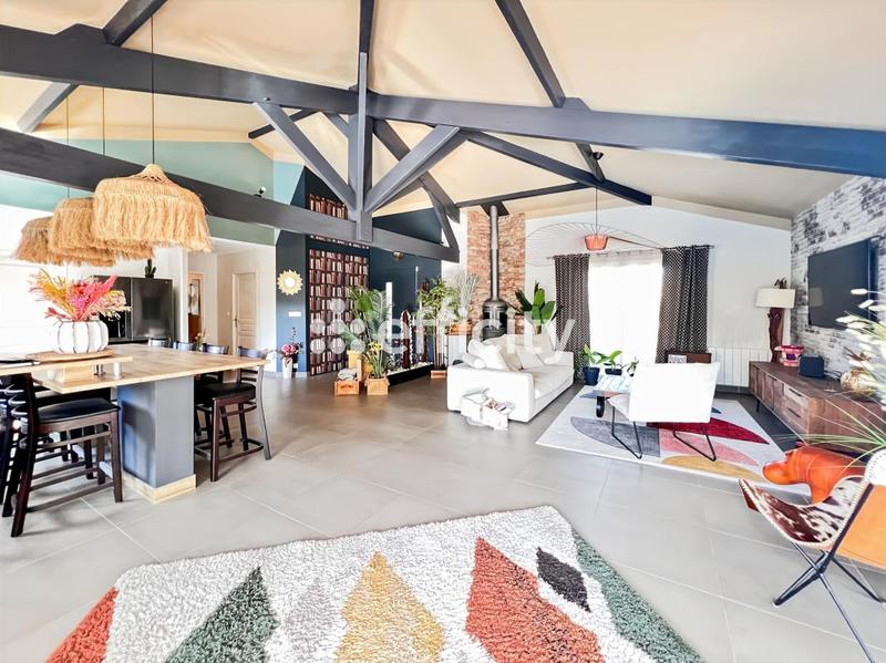 Maison - 135 m² - 5 pièces