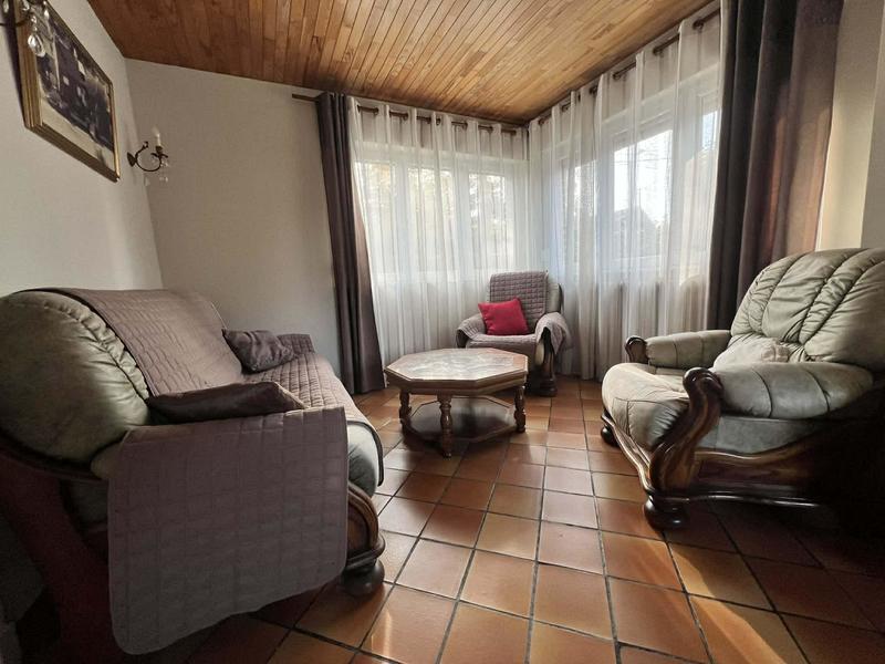 Maison - 112 m² - 7 pièces