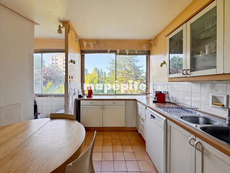 Appartement - 115 m² - 4 pièces