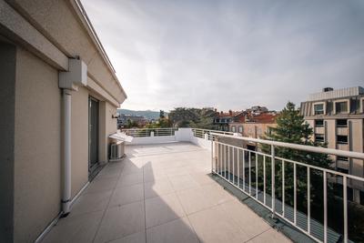 Appartement - 135 m² - 4 pièces