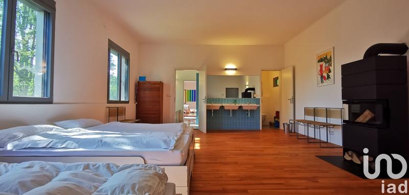 Maison - 204 m² - 5 pièces