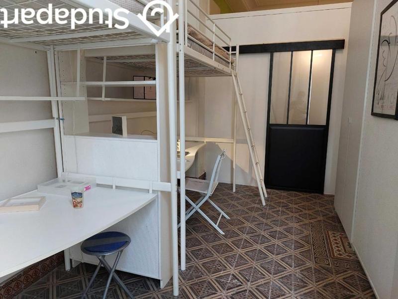 Chambre - 8 m² - 1 pièce