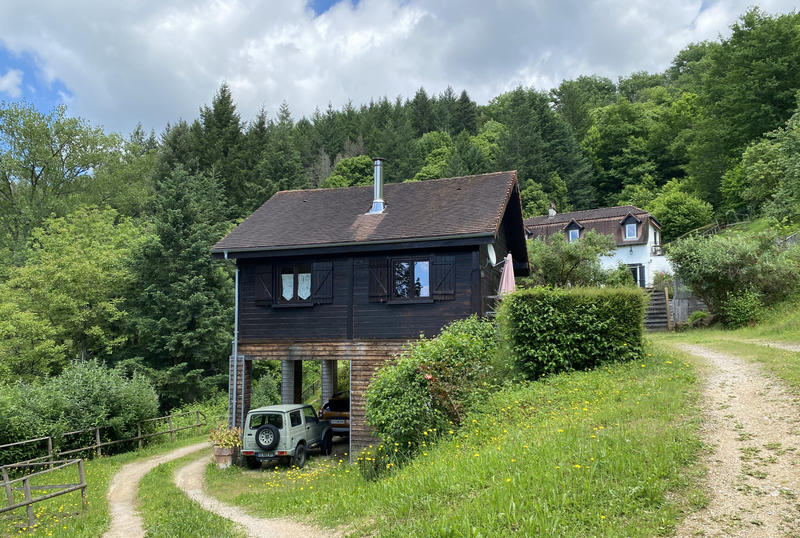 Propriété - 195 m² - 6 pièces