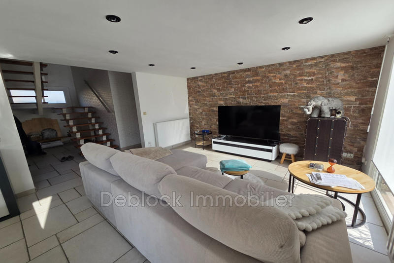 Maison - 191 m² - 7 pièces