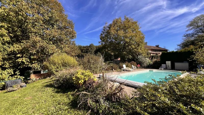 Maison de village - 170 m² - 7 pièces