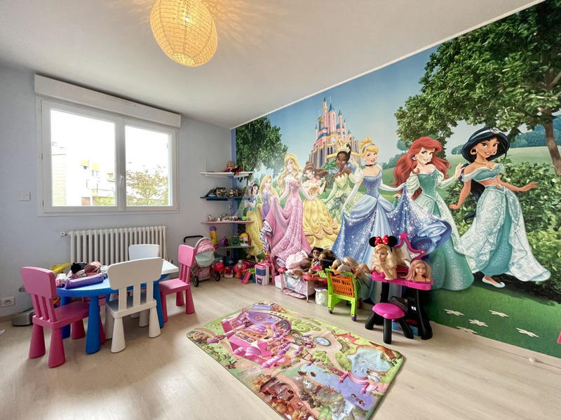 Maison - 180 m² - 6 pièces