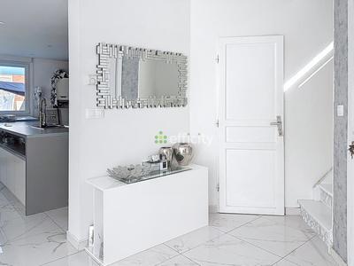 Pavillon - 134 m² - 6 pièces