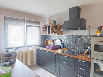 Maison - 90 m² - 5 pièces