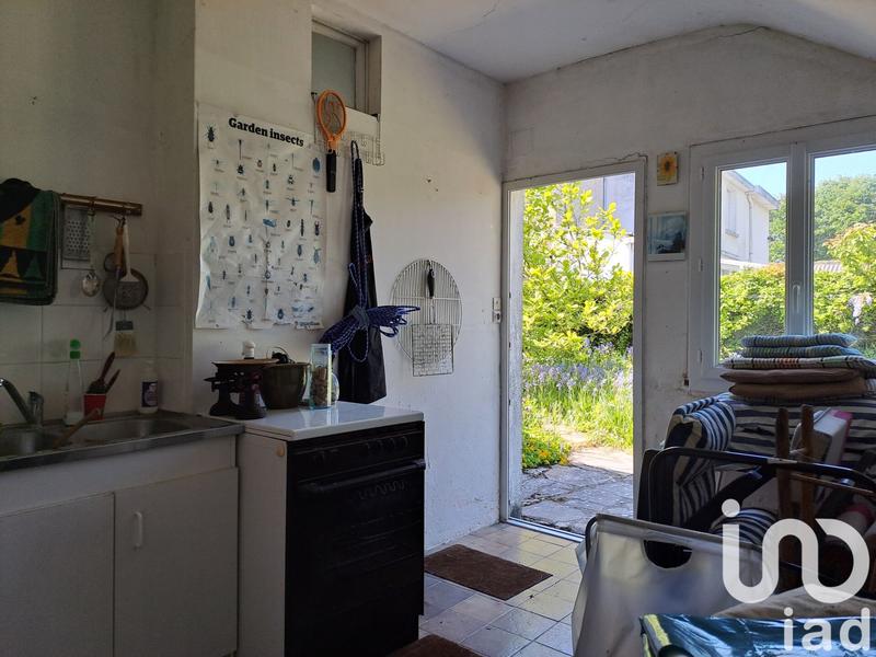 Maison - 280 m² - 12 pièces