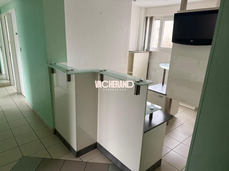 Appartement - 90 m² - 5 pièces