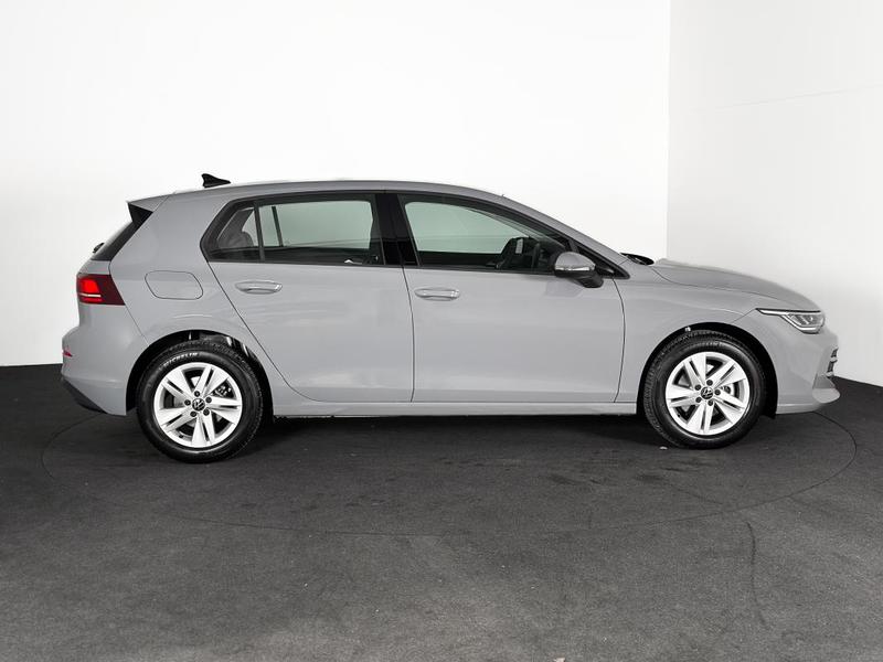 Volkswagen Golf 8 Life 1.5 Tsi 150 Garantie 2029 Digital Cockpit Carplay Sieges Chauff Regul Acc