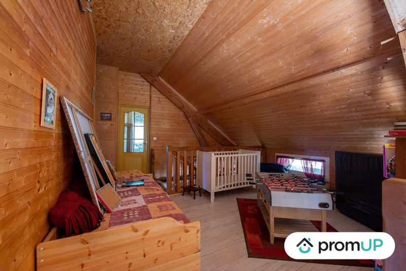 Maison - 400 m² - 12 pièces