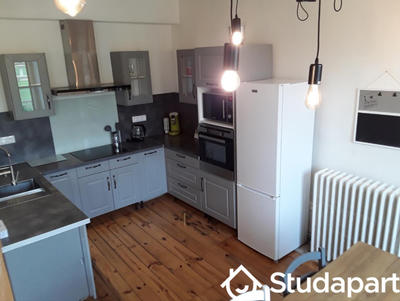 Chambre - 14 m² - 1 pièce