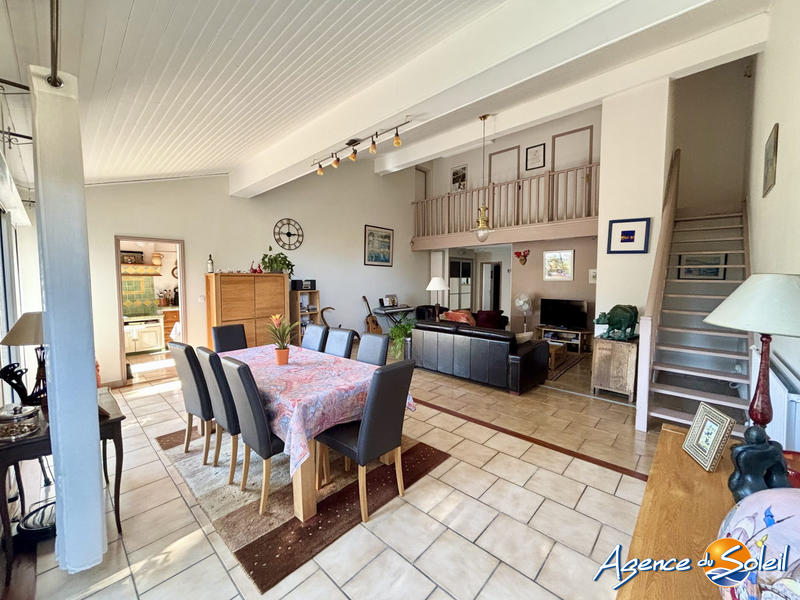 Maison - 155 m² - 6 pièces