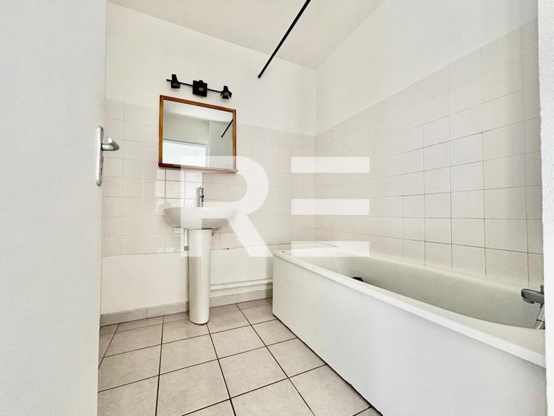 Appartement - 49 m² - 2 pièces