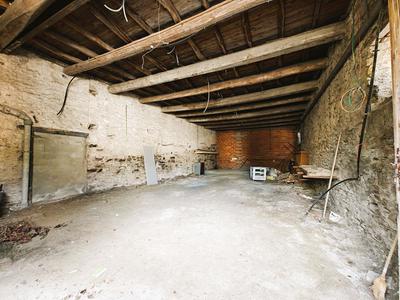 Parking / Garage - 132 m²