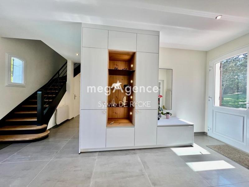 Maison - 202 m² - 7 pièces