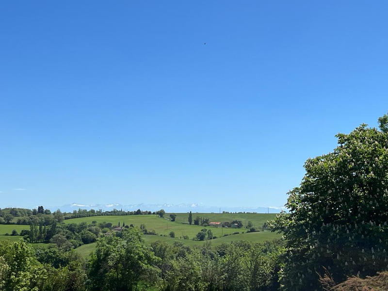 Maison - 260 m² - 7 pièces