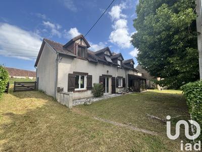 Maison - 136 m² - 4 pièces