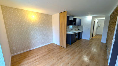 Appartement - 43 m² - 3 pièces