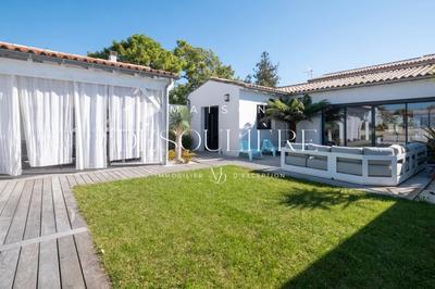 Villa - 200 m² - 7 pièces