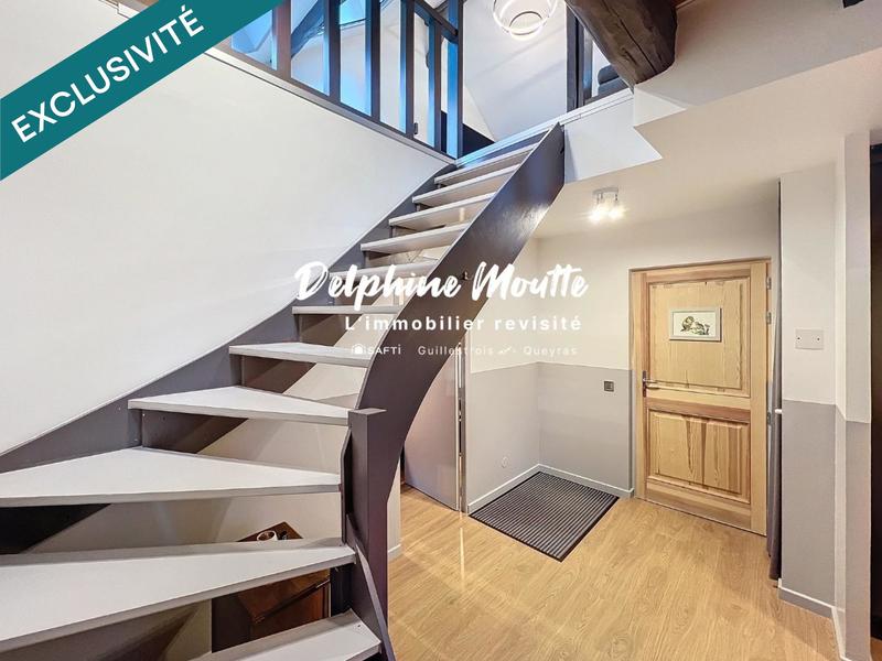 Appartement - 93 m² - 3 pièces