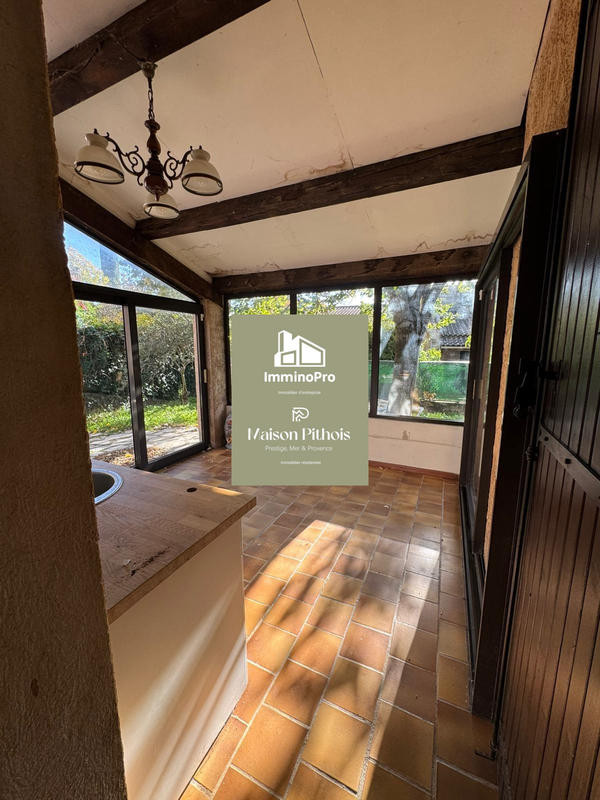 Local commercial - 160 m²