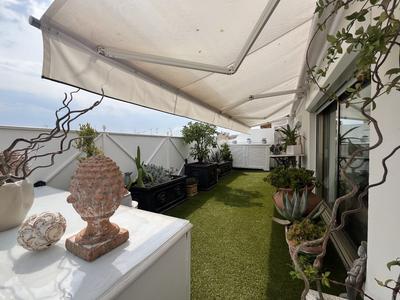 Appartement - 122 m² - 3 pièces