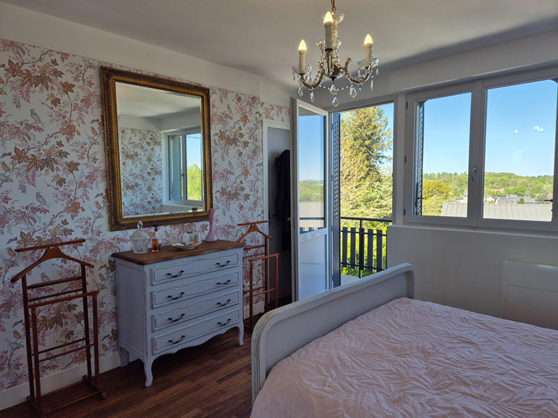 Maison - 126 m² - 6 pièces