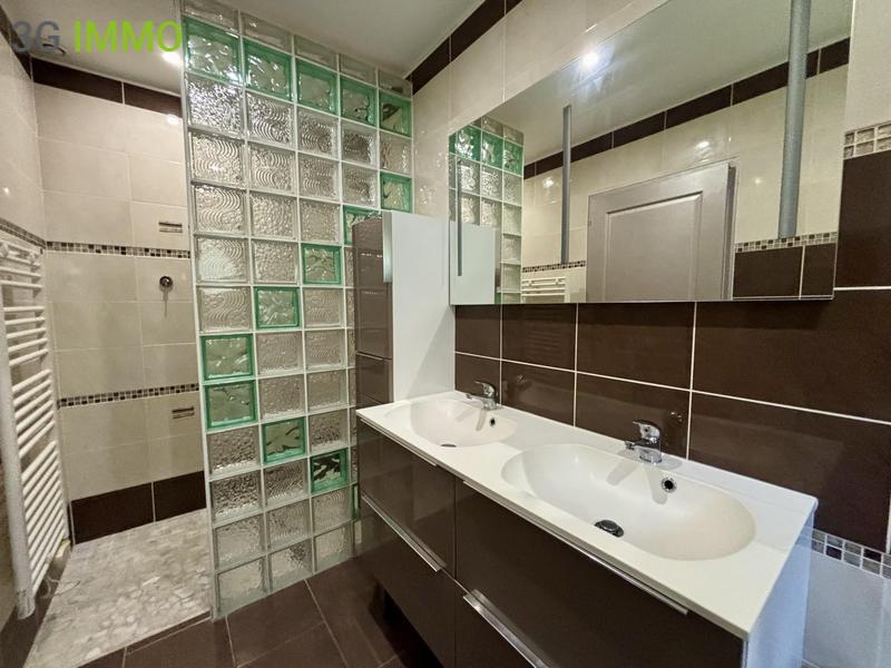 Maison contemporaine - 128 m² - 5 pièces