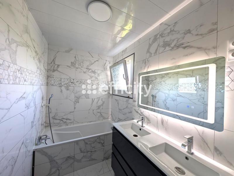 Appartement - 90 m² - 4 pièces