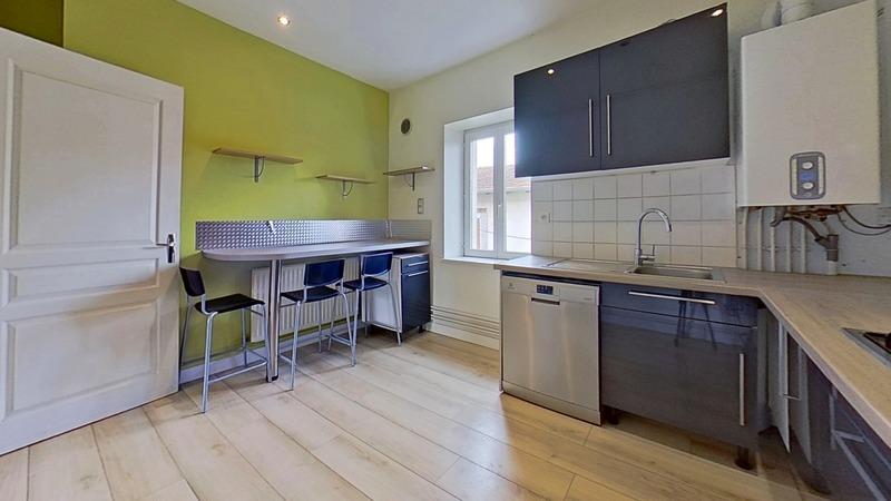 Appartement - 111 m² - 5 pièces