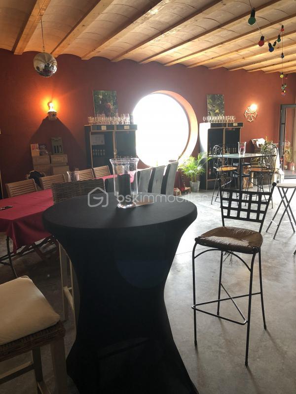 Immeuble - 700 m² - 2 pièces