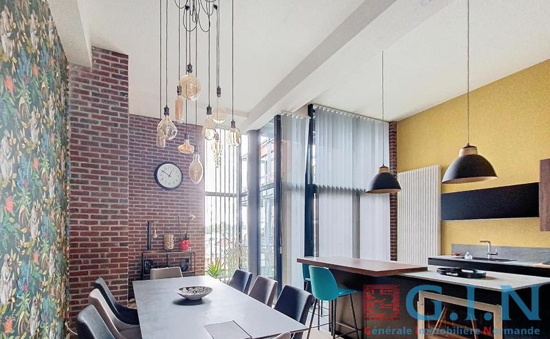 Appartement - 156 m² - 5 pièces