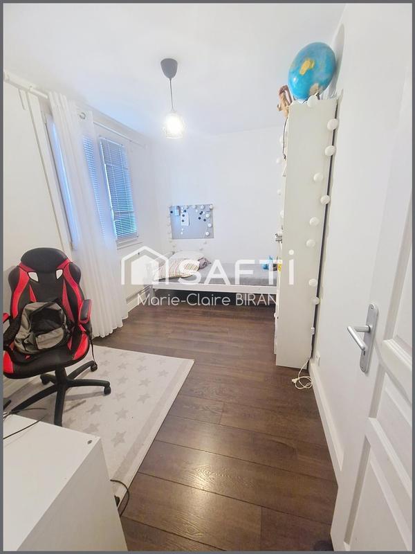 Appartement - 81 m² - 4 pièces