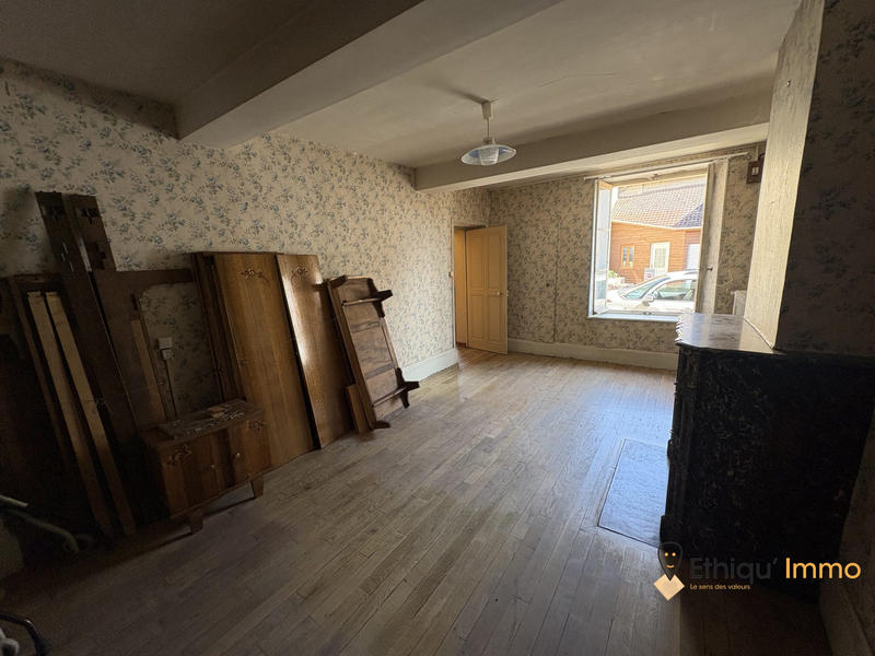 Maison ancienne - 120 m² - 10 pièces