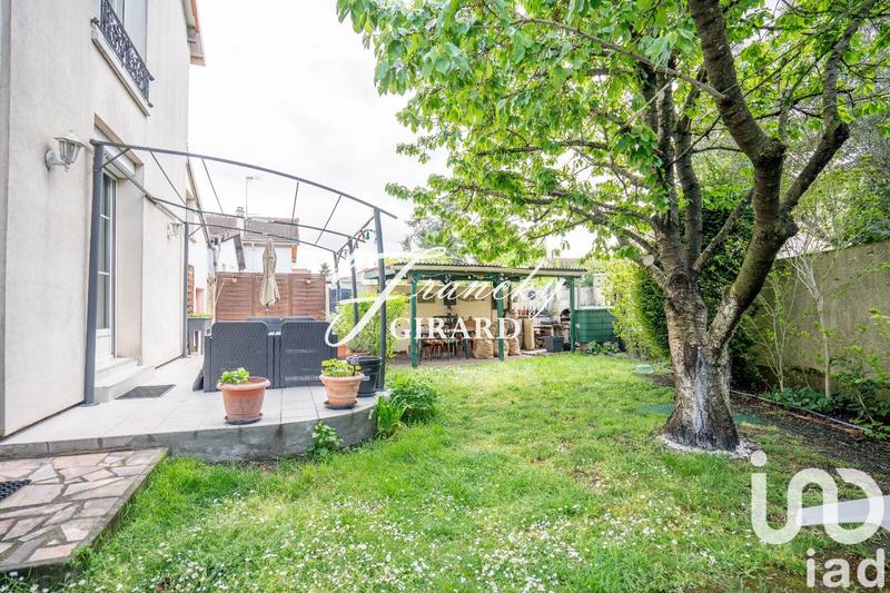 Maison - 75 m² - 4 pièces