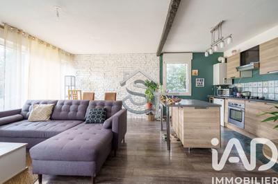 Appartement - 85 m² - 5 pièces