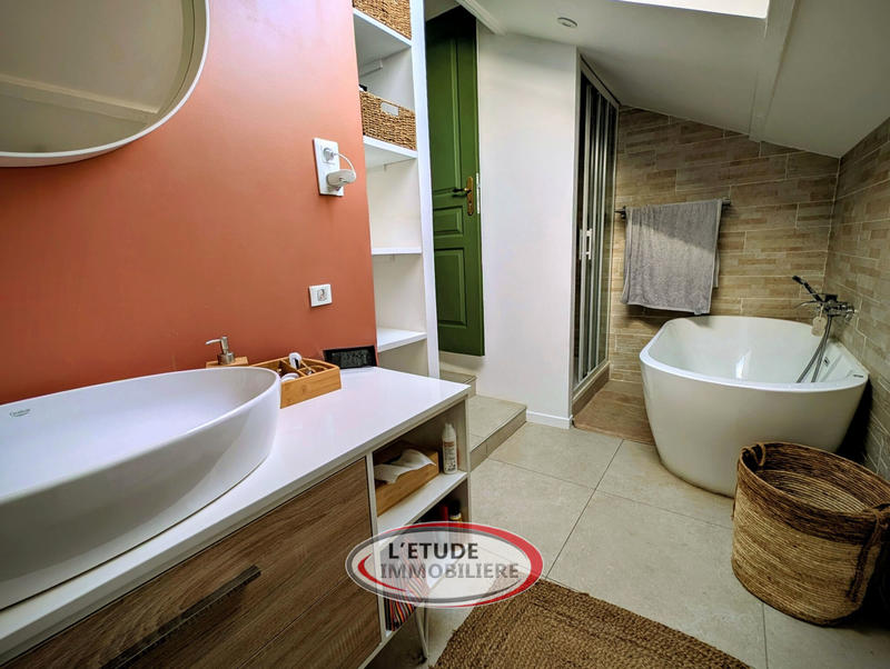 Maison - 95 m² - 4 pièces