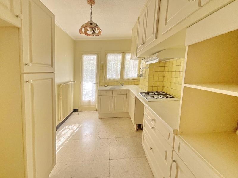 Maison - 182 m² - 7 pièces