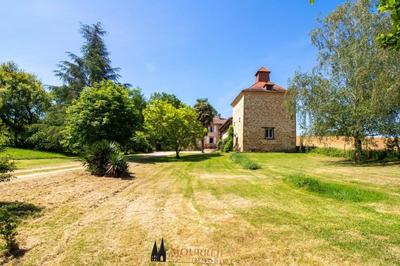 Demeure - 460 m² - 16 pièces