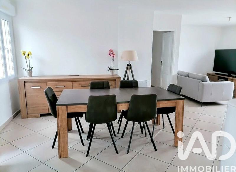 Maison - 94 m² - 4 pièces